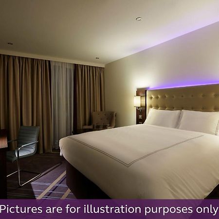 Premier Inn Stuttgart City Centre Dış mekan fotoğraf